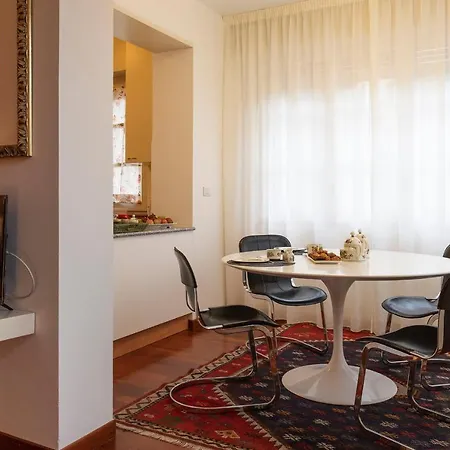 Studio Cento85 Apartment